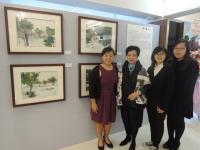 Prof. Ng Yuet-lau led a group of College students to sketch at the historical Chinese city of Shaoxing to enhance students' aesthetic sense and painting skills. This photo is taken in front of the students’ paintings.